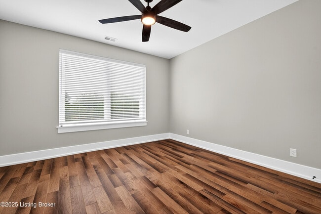 Building Photo - 1529 W Market St