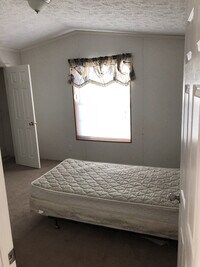 Building Photo - Trailer for Rent in Belfield