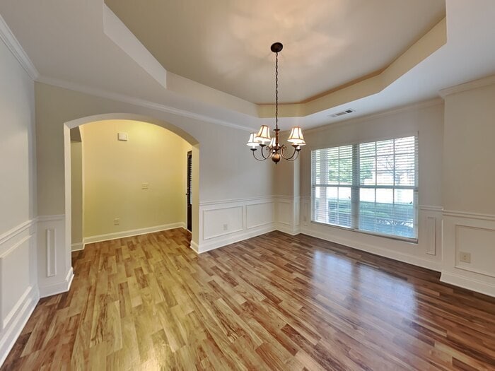 Building Photo - 180 Kubol Dr