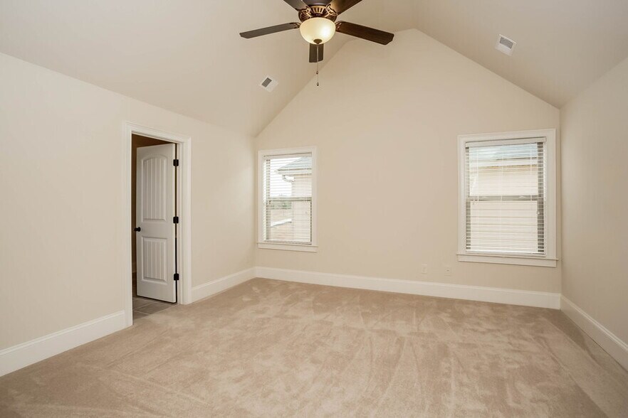 Building Photo - 413 Culloden Moor Dr