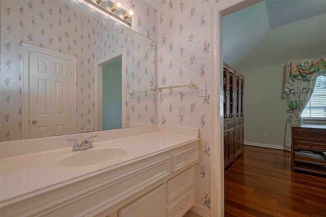 Building Photo - 4707 Gladesdale Park Ln