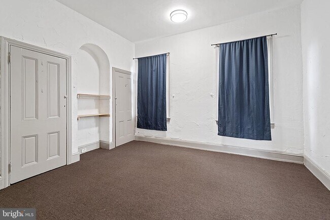 Building Photo - 2118 N Carlisle St