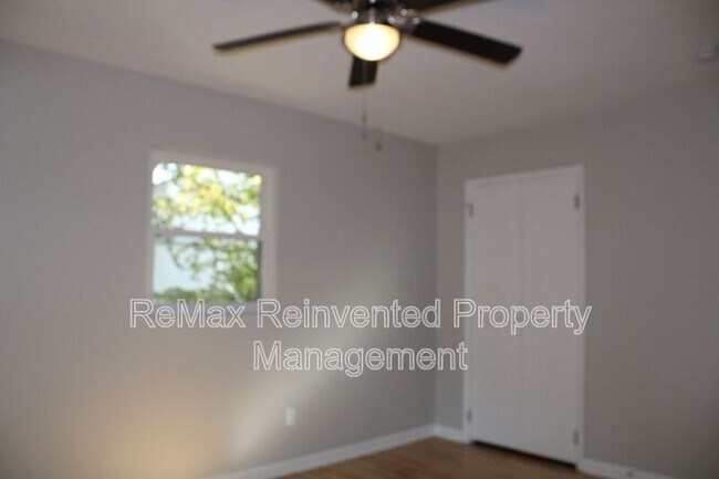 Building Photo - 3332 Hillis Rd