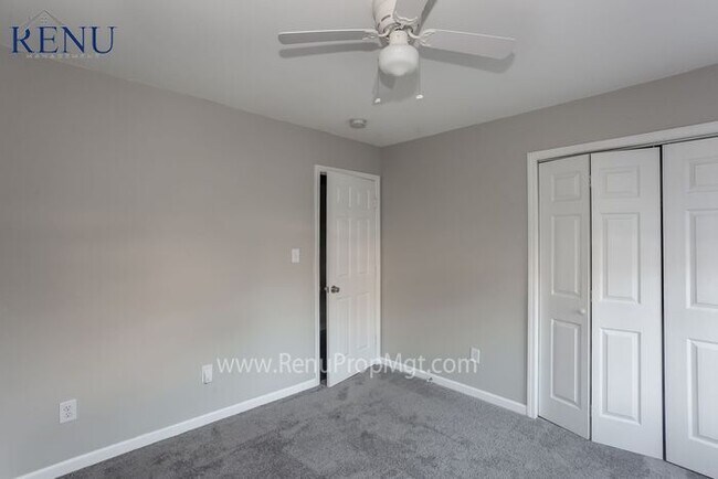 Building Photo - 2363 Wednesbury Ct