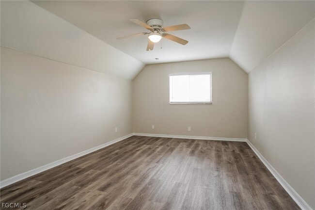 Building Photo - 2044 NE 20th Terrace