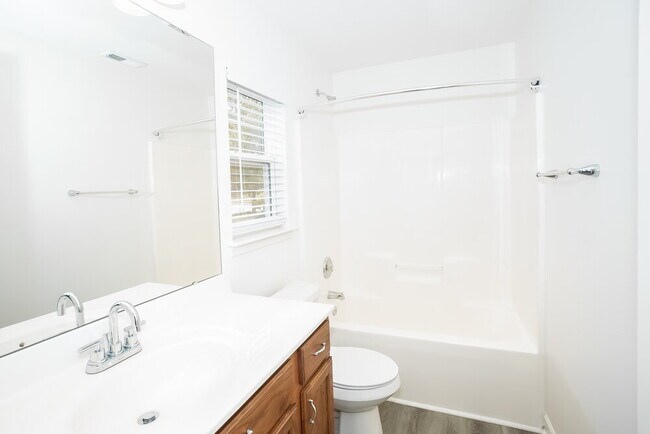 Building Photo - 1439 Matthew Allen Cir