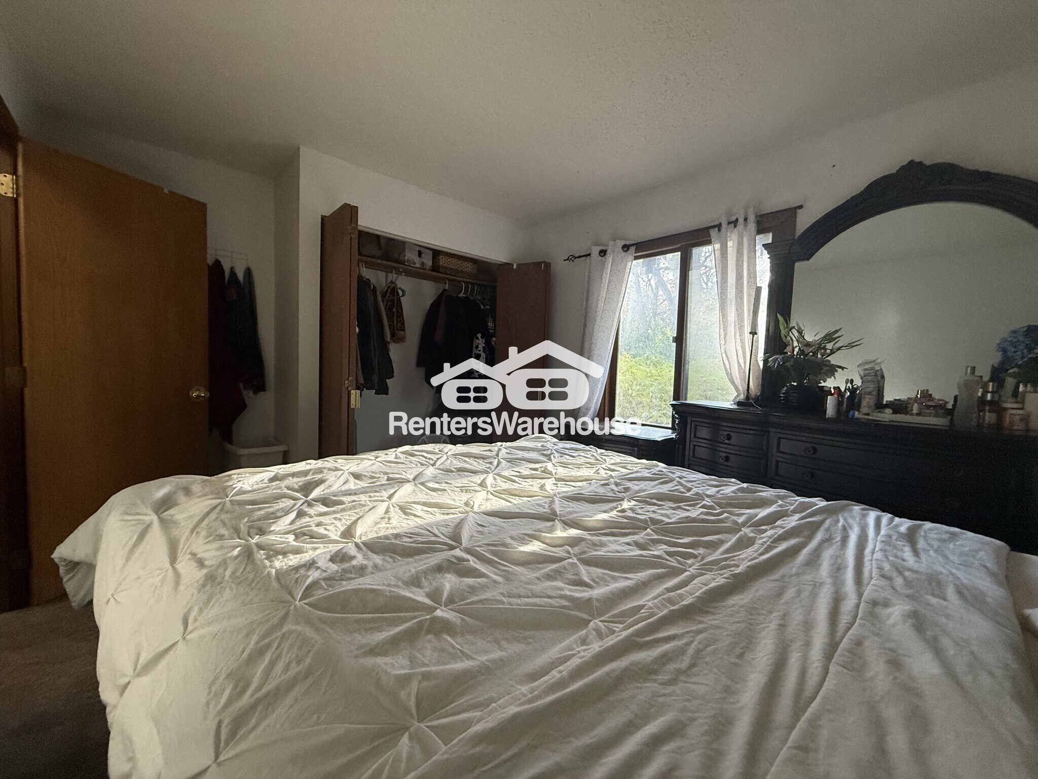 Building Photo - 1514 N Timber Rdg