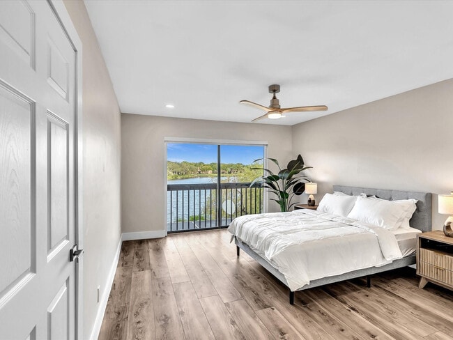 Building Photo - 1381 NW 99th Ave