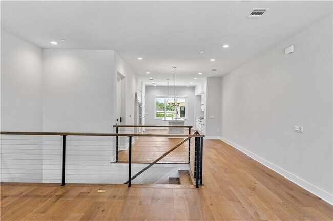 Building Photo - 4611 Unity Cir