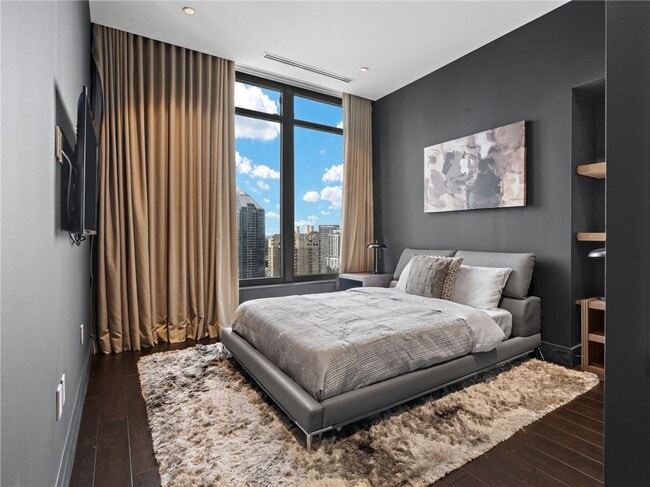 Building Photo - 3376 Peachtree Rd NE