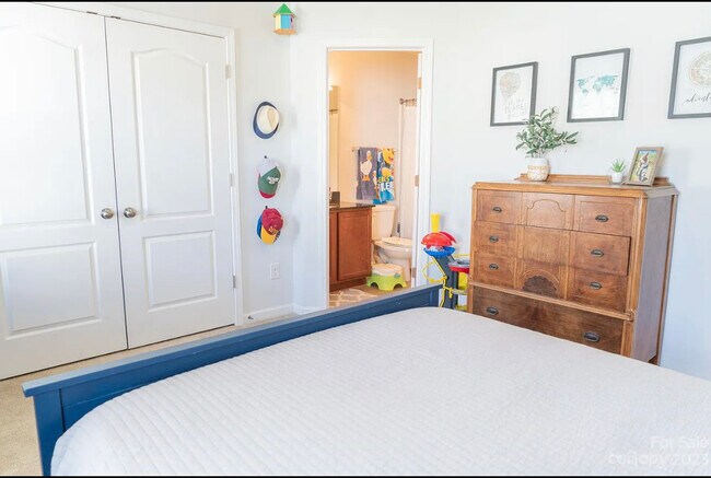 Building Photo - 12558 McGrath Dr