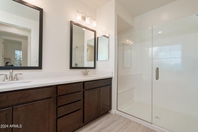 Building Photo - 4015 S Pecan Dr