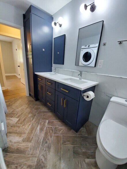 Bath vanity - 1518 Ashburton Rd