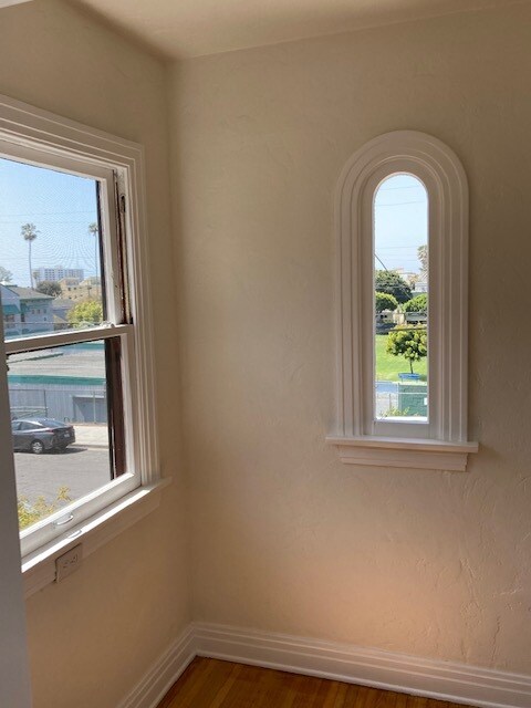 Building Photo - 2429 6th St