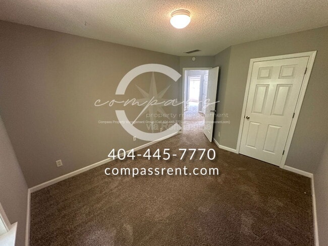 Building Photo - 2106 Clearvista Dr NW