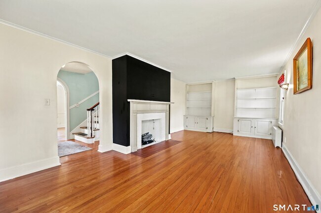 Building Photo - 92 Hazelmere Rd