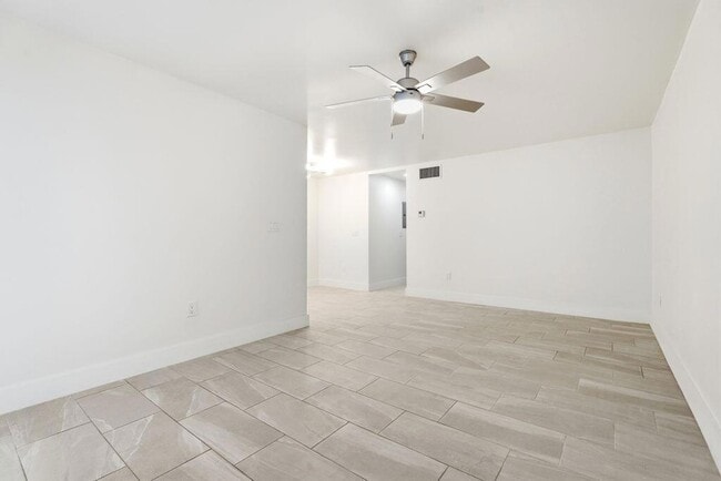 Building Photo - 1747 Rodman St