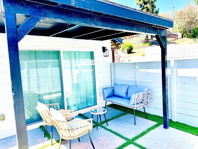 Building Photo - 3831 Rogers Rd