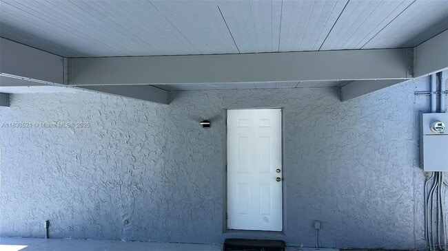 Building Photo - 1524 S 24th Ct