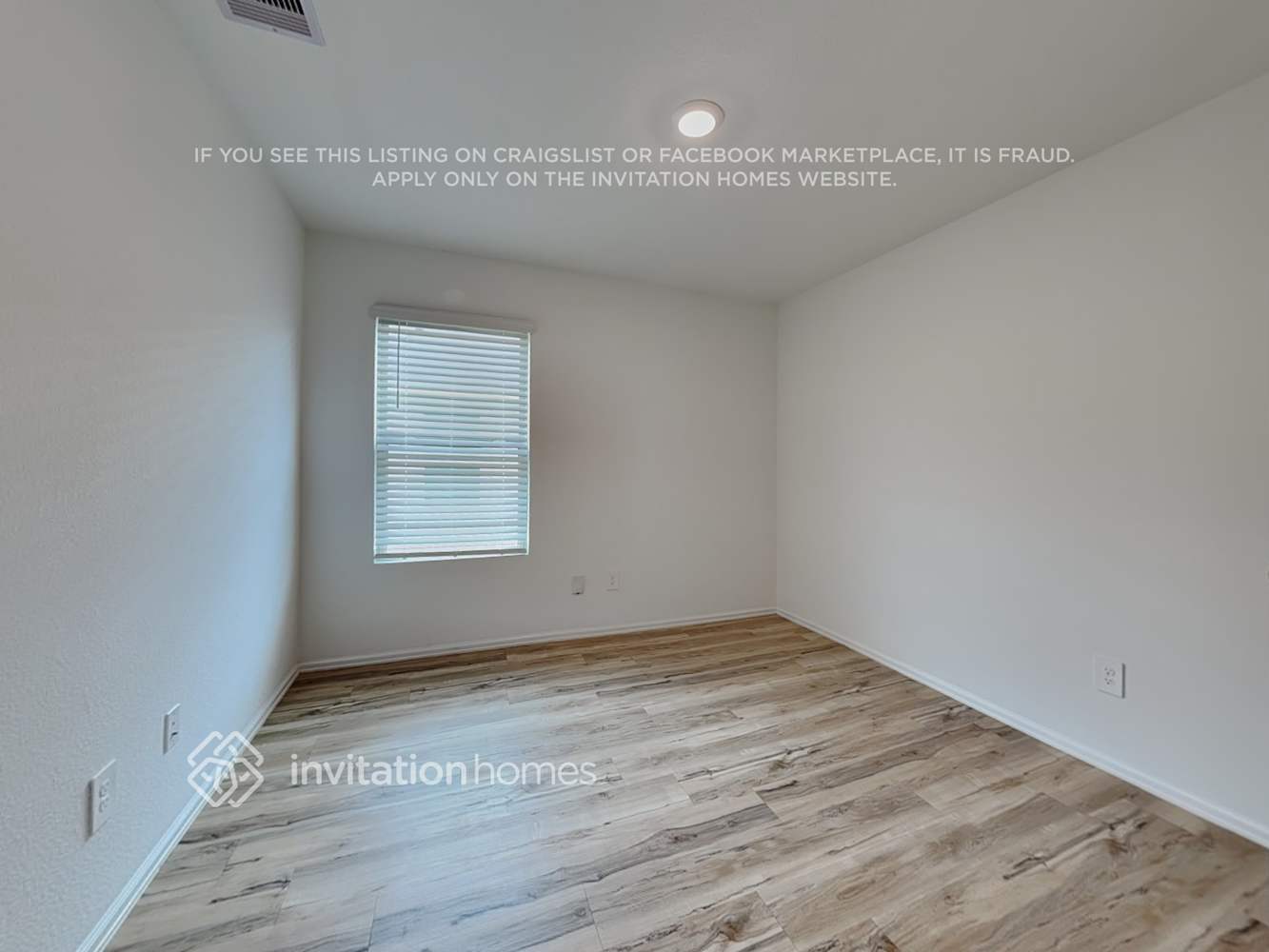 Building Photo - 18827 Charter Elm Dr