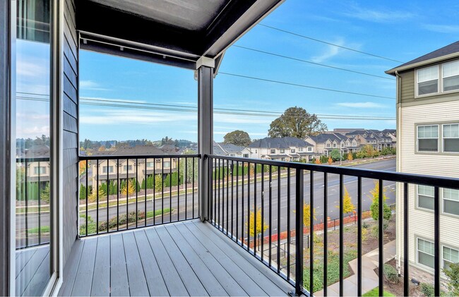 Building Photo - 17181 SW Snowdale St