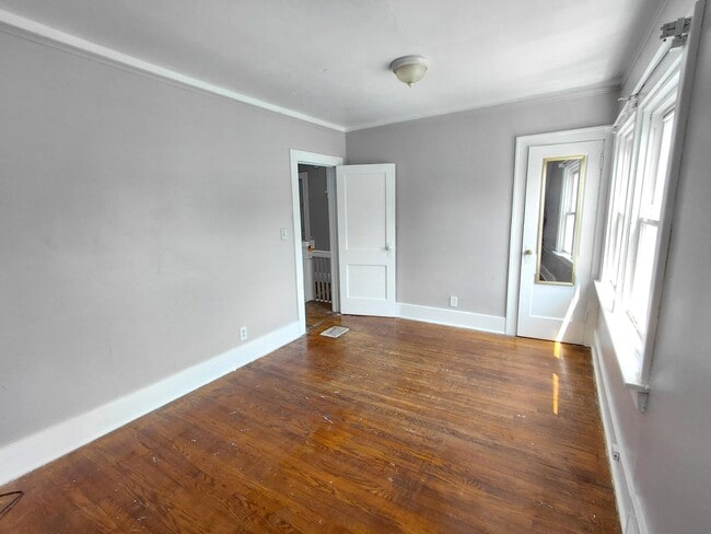 Building Photo - 13925 Cherrylawn St