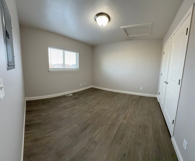 Building Photo - 616 Trejo St