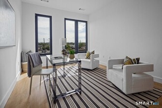 Building Photo - 78 Unquowa Pl