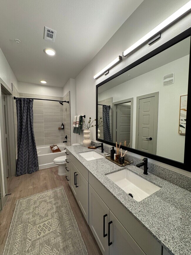 Building Photo - 5400 Haltom Rd