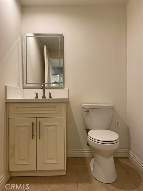 Building Photo - 1598 Long Beach Blvd