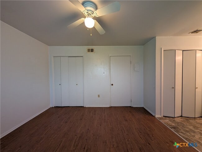 Building Photo - 165 Richter Ln