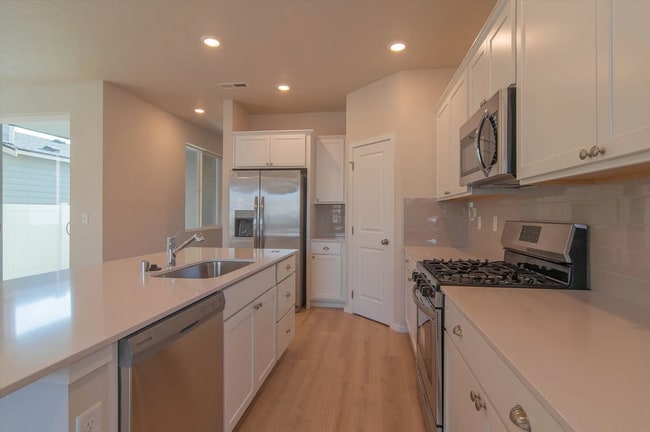 Building Photo - Liberty Lake 4 Bed 2.5 Bath home built 2022 with all the amenities.  Ready this summer