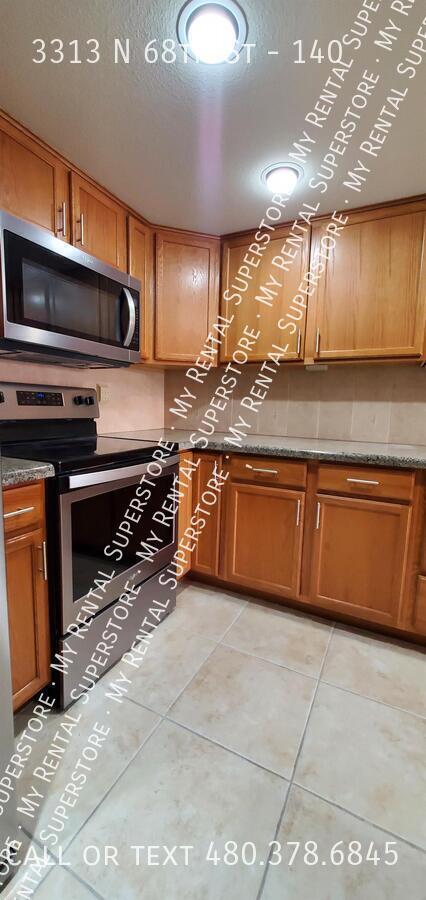 Building Photo - 3313 N 68th St