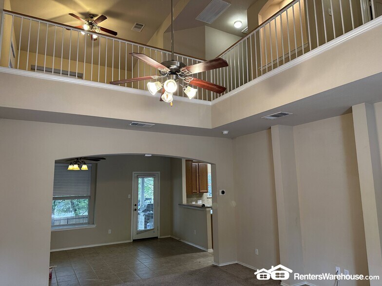 Building Photo - 10214 Maydelle Dr