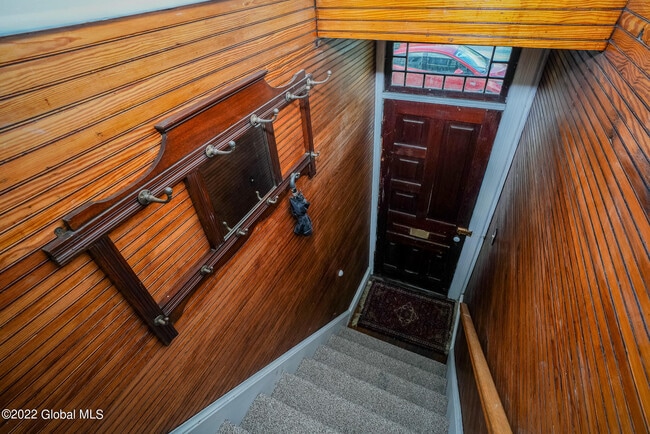 Building Photo - 140 Broad St