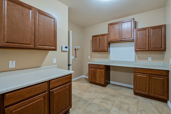 Building Photo - 28315 N Welton Pl