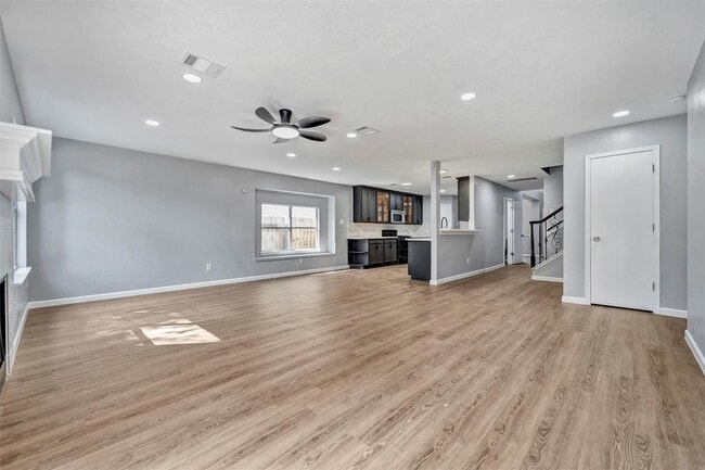 Building Photo - 22250 Queenbury Hills Dr