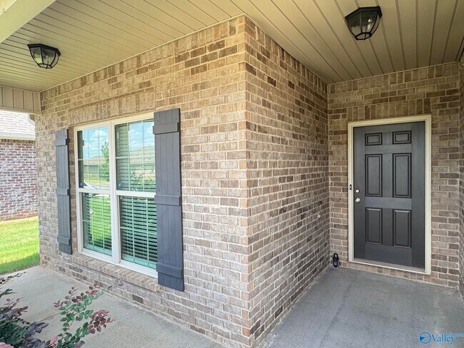 Building Photo - 151 Williams Pointe Boulevard SW