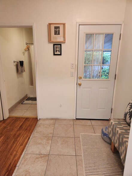 Building Photo - 12019 Ocean Park Blvd
