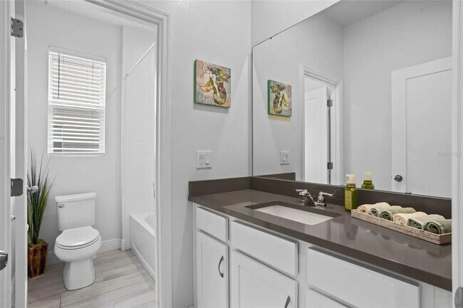 Building Photo - 3336 Jackson Blf Wy