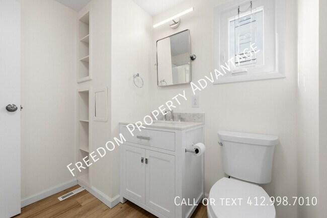 Building Photo - 139 W Fair Meadows Dr