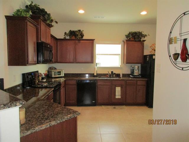 Building Photo - 1829 Olive Ln
