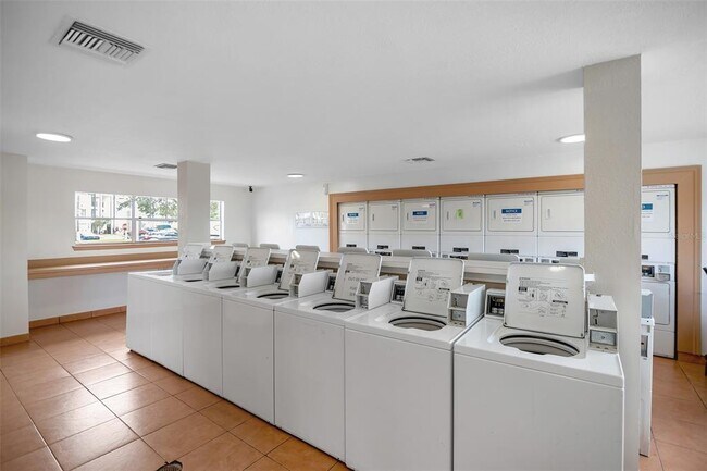 Building Photo - 2213 Grand Cayman Ct