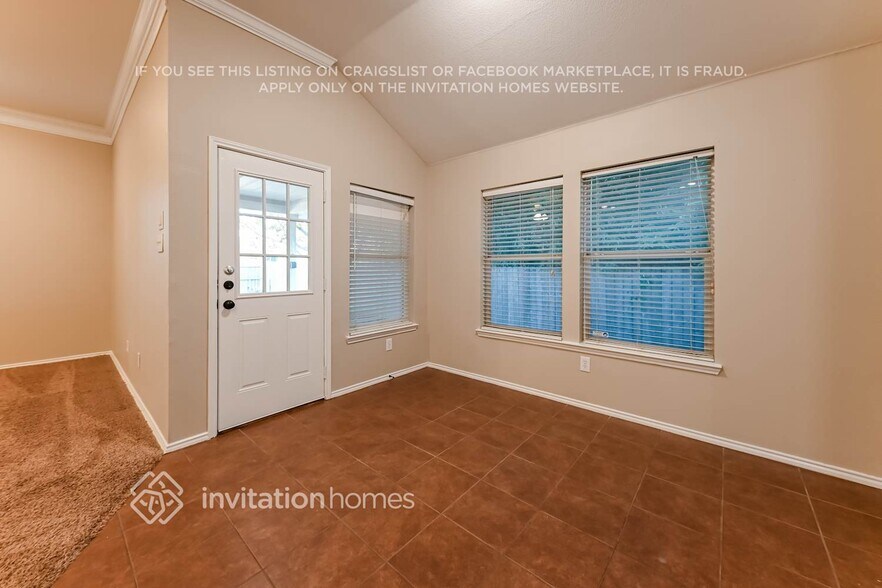 Building Photo - 112 Hackberry Trail