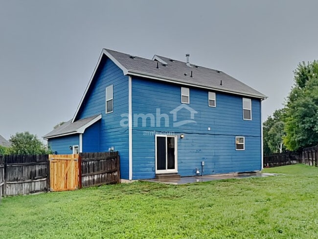 Building Photo - 3207 Barclay Ct