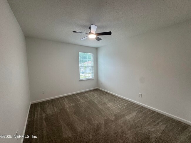 Building Photo - 3078 Alpin Dr