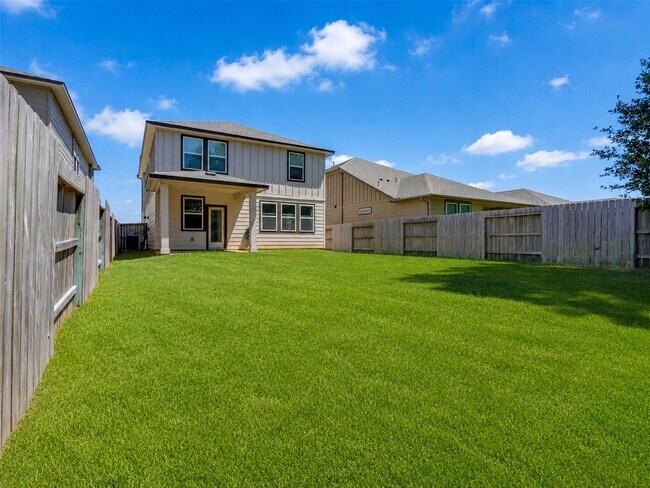 Building Photo - 7087 Silverleaf Oak St