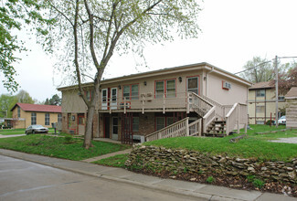 Building Photo - Willow Wood Apartments