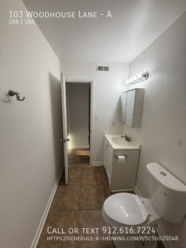 Building Photo - 103 Woodhouse Ln