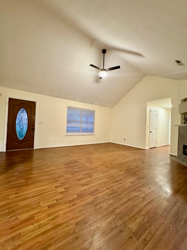 Building Photo - 191 Bluegrass Cir